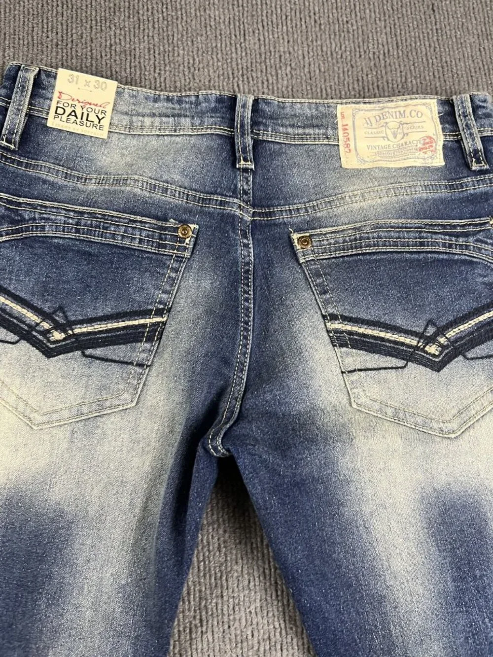 Buffalo David Bitton Ethan-X Mens Blue Distressed Slim Straight Jeans 31x30 NWT